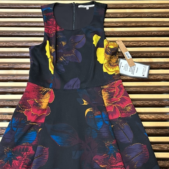 NWT Rachel Roy Dress with Side Pockets - Size 8 - Picture 3 of 6